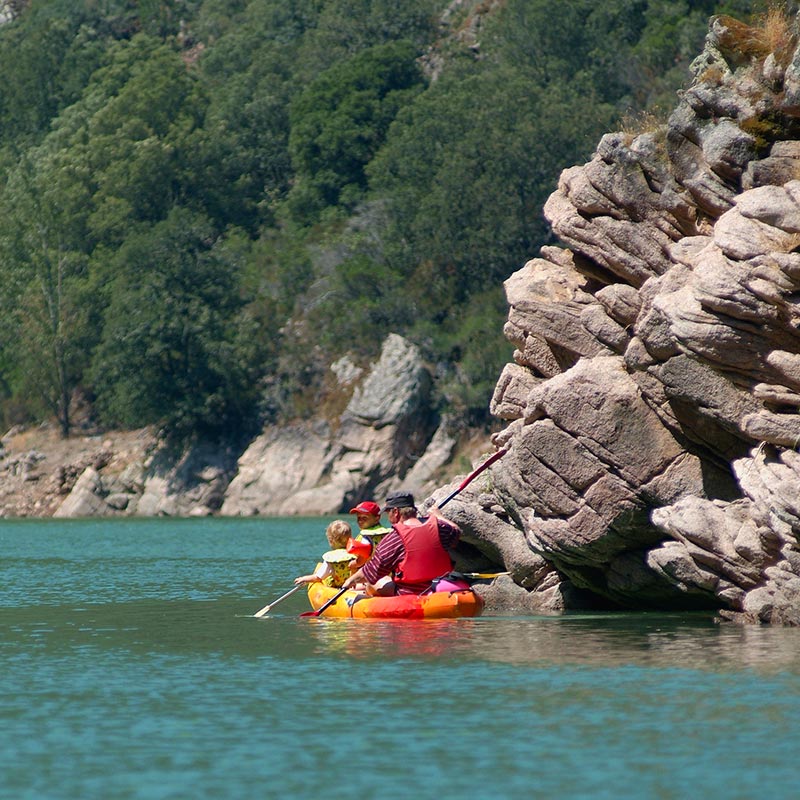 Sortie en canoë au Lac de Tollak, vacances corse du sud, Boutique Hôtel Artemisia.